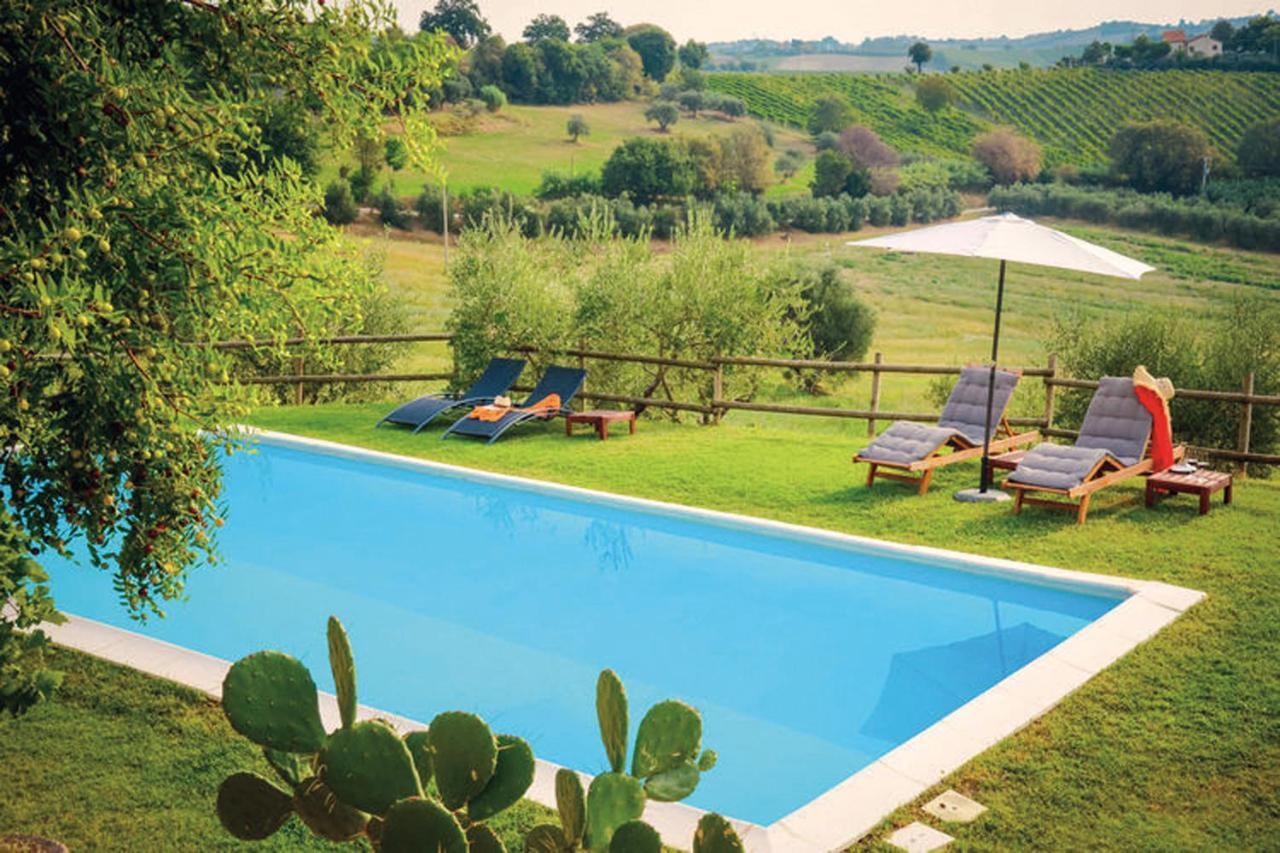 Villa Sant'Elena Morro dʼAlba Exteriér fotografie