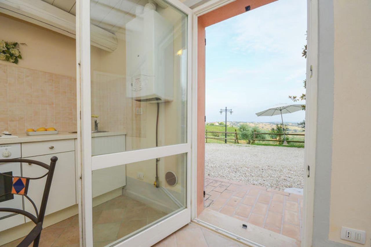 Villa Sant'Elena Morro dʼAlba Exteriér fotografie